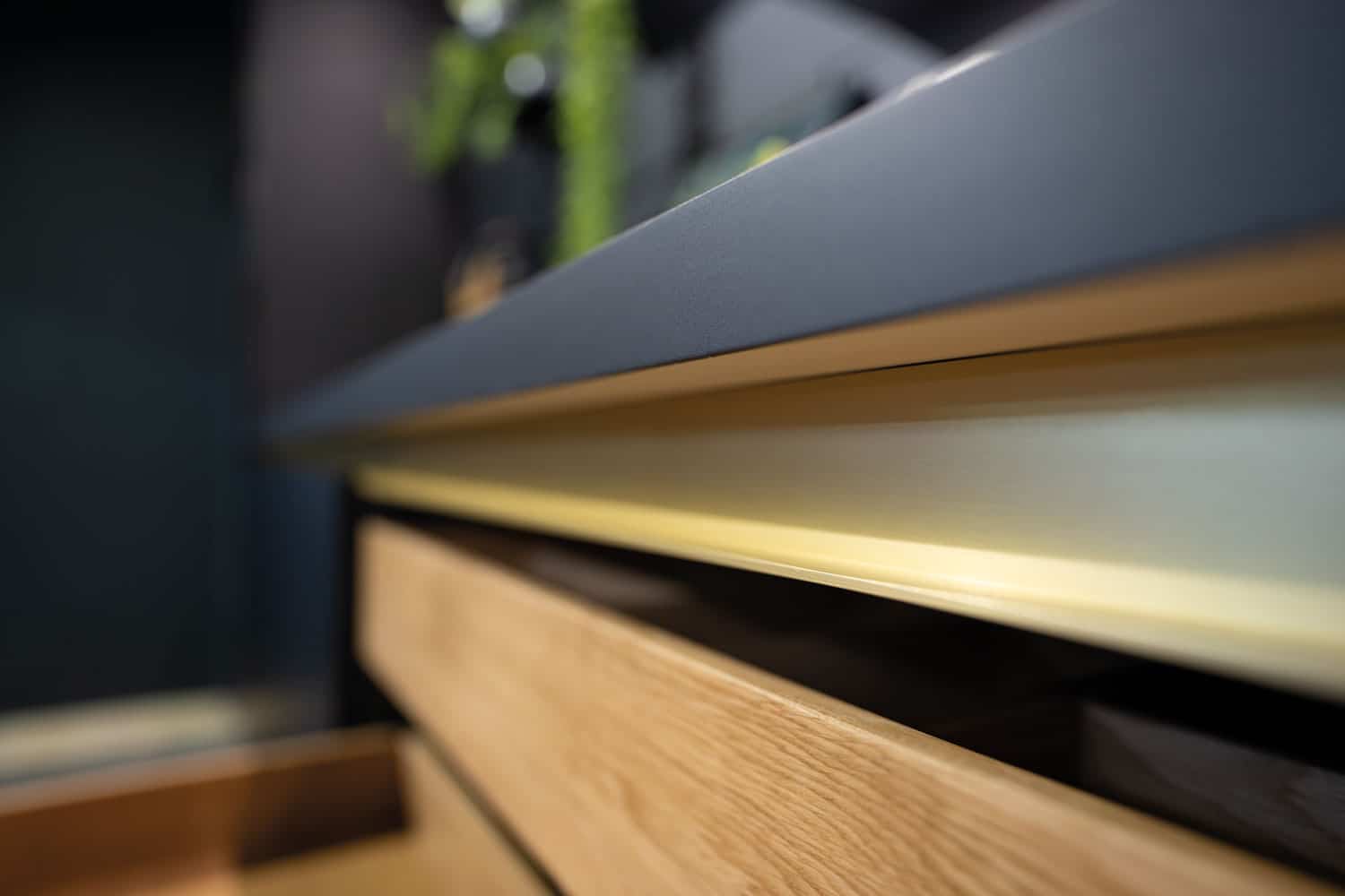 moderne-kjøkken-i-tre-detalj-2